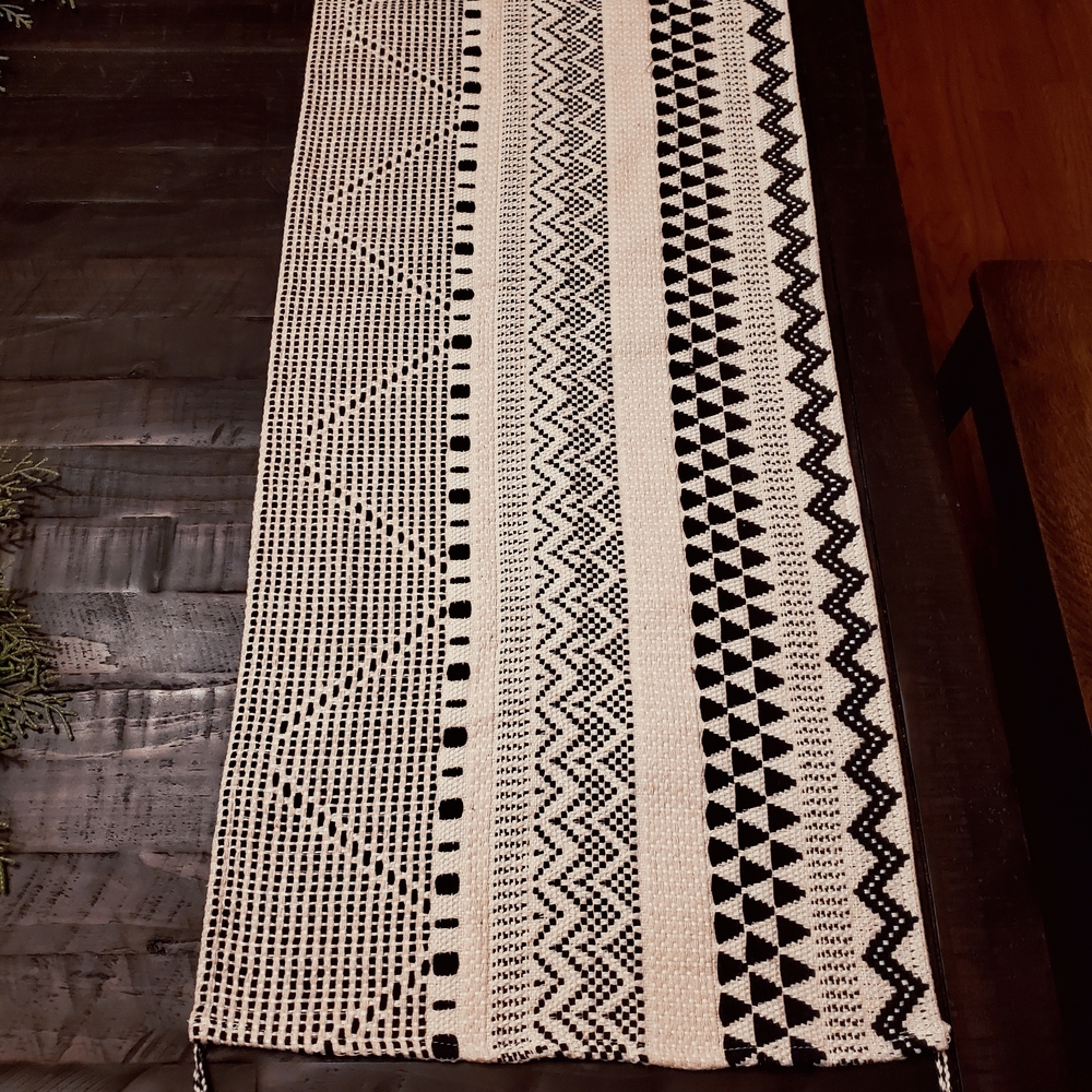 Pier 1 Black and Cream Patterned Table Runner - Picture 3 of 8